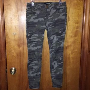 Express Camouflage pants